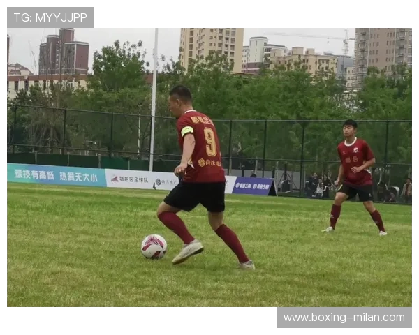 扶绥足球球星成长之路与家乡体育事业共同发展的故事 扶绥足球球星成长之路与家乡体育事业共同发展的故事
