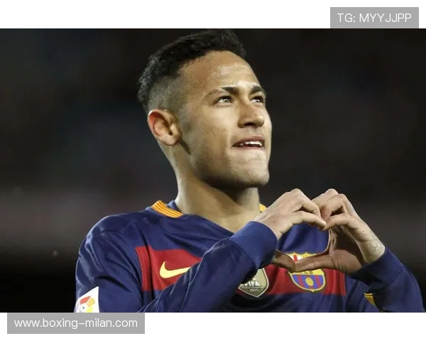 足球巨星亲授防守技巧全解析提升比赛阅读与身体对抗能力