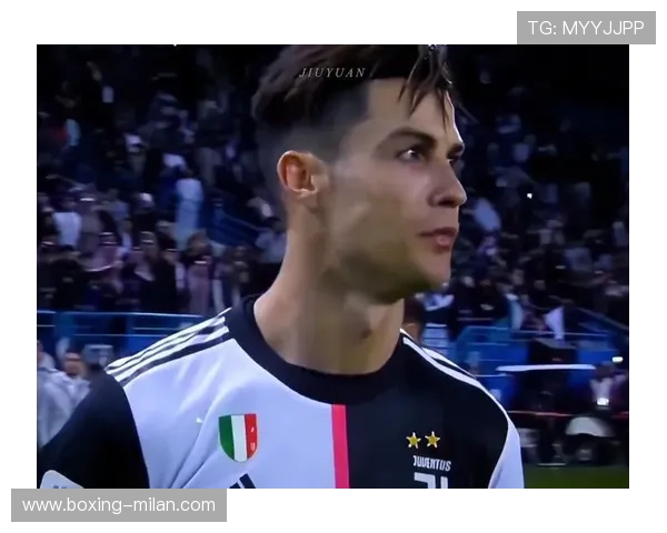 足球颜值巅峰:全球最帅球星排行榜与魅力解析 足球颜值巅峰:全球最帅球星排行榜与魅力解析